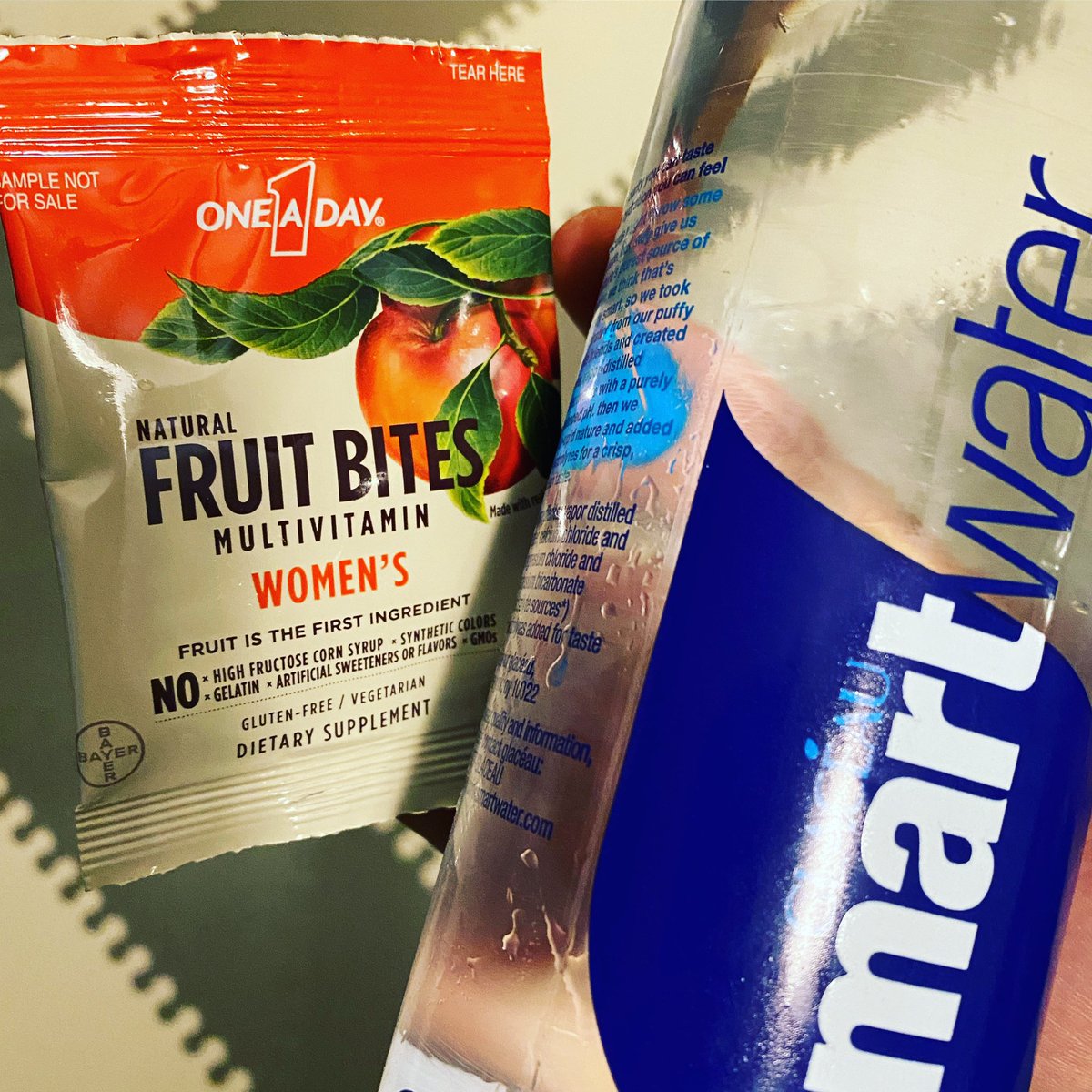 gretchimurray's tweet photo. #OneADay #OneADayFruitBites #complimentary @Influenster @oneaday_us 

Prepared to take on any day! https://t.co/2JM5G8pvMX