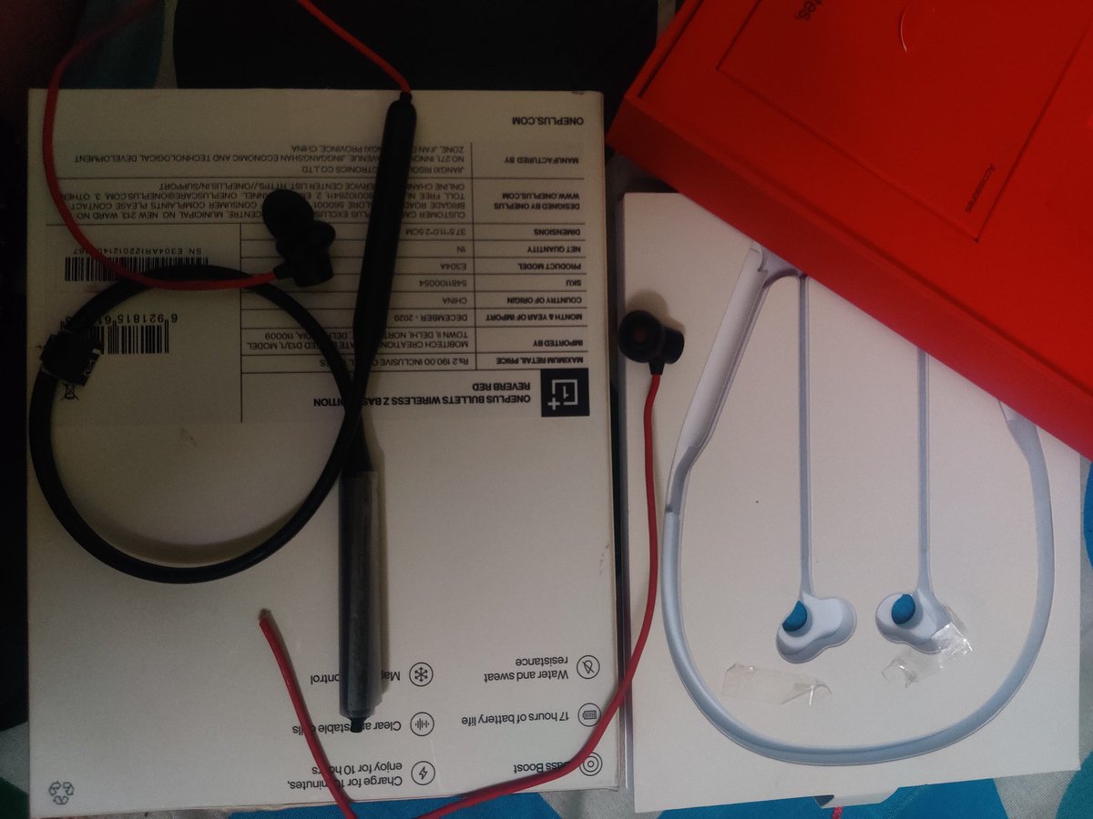 nshah00's tweet photo. Since when @Flipkart has started delivering torn products? Are these assured sellers by @Flipkart ? Product is used and package has the gum tape on. I'm sure @OnePlus_IN doesn't need to use gum tape for packaging #shameonflipkart #qualitycheckfailed #uninstallflipkart https://t.co/4Oz8C4AYRb