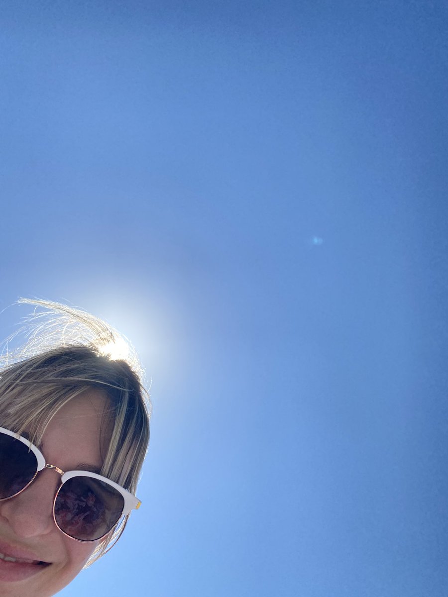 remillikan's tweet photo. When you are trying to relax on vacation but your friend wants to show you another TikTok https://t.co/2N1xjhE4fg