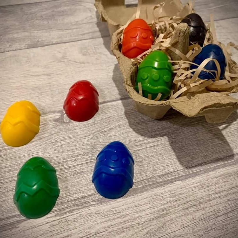 SimplyBeeEco1's tweet photo. Handmade eco-friendly #plasticfree natural crayons made from biodegradable waxes and food grade pigments. Perfect alternative to chocolate Easter eggs!
https://t.co/e2kNrptZe4 
#eastereggs #chocolatefreeeastereggs #handmadecrayons https://t.co/XimnJrO09o