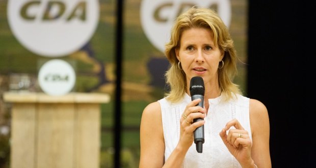 Beste Osse ondernemer, 
Op vrijdag 5 Maart organiseert CDA Oss een digitale bijeenkomst met staatssecretaris Mona Keijzer. Deelnemen? Meer info? Check de website van CDA Oss 👇

cda.nl/noord-brabant/…