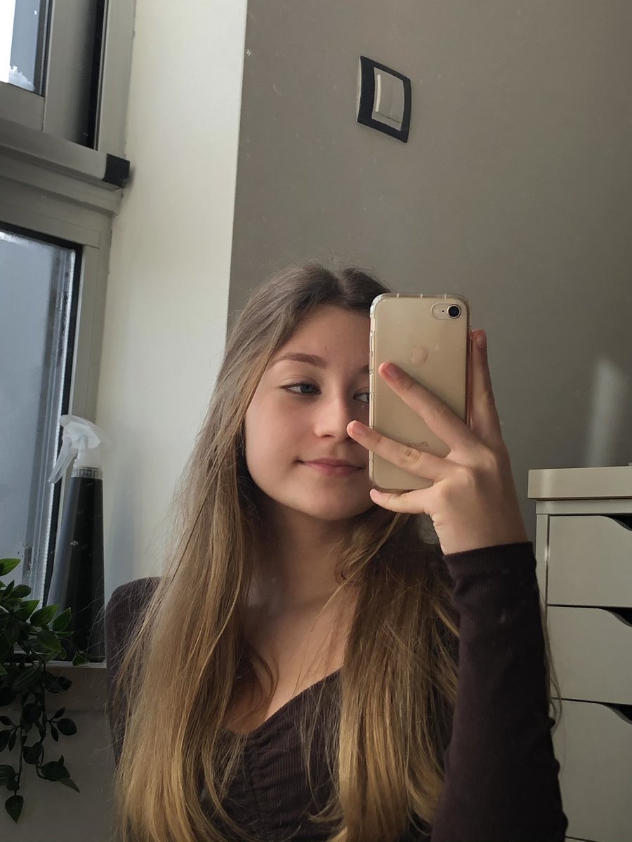 quemeacedess's tweet photo. 🎞 https://t.co/ZsJcru3EhJ