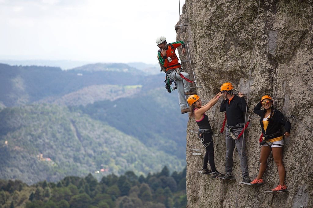 ConsulMexPho's tweet photo. Hidalgo has natural territories that have made it a popular destination for adventure tourism. Visitors can practice climbing🧗♂️, hiking, fishing🎣 & biking🚵♂️.
If you prefer something more calmed, you can visit Valle del Mezquital, which has many spas & water parks.
#ThinkMexico https://t.co/oBeLQhefeU