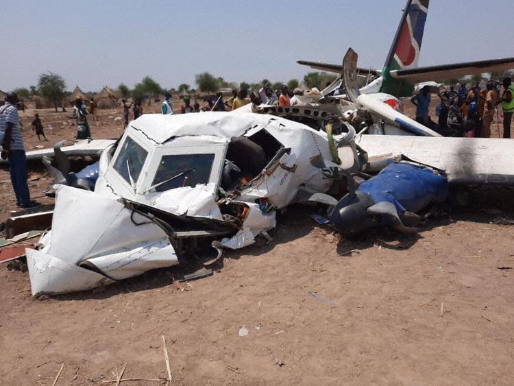 South Sudan Supreme Airlines Let L-410, with fake Colombian registration &amp; multiple previous fake registrations, crashes shortly after takeoff, killing all 10 on board. #aviation #SouthSudan
#airlines

avherald.com/h?article=4e3d….