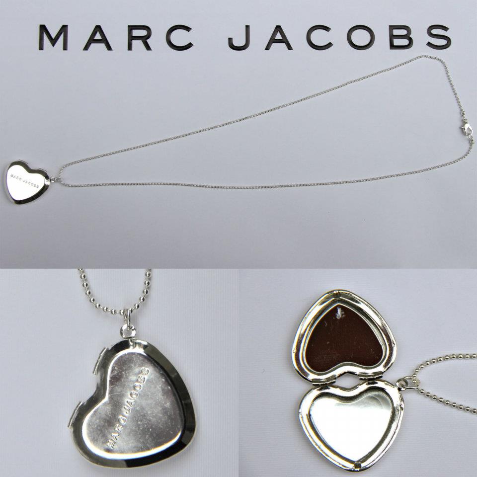 everythingherep's tweet photo. Marc by Marc Jacobs Heart Locket Necklace
Silver or Gold plated brass Heart Locket opens to reveal mirror finish inside. Marc Jacobs logotype embossed on outside. 24' small ball-chain necklace. New, 100% authentic. https://t.co/XNeMZDlFs4