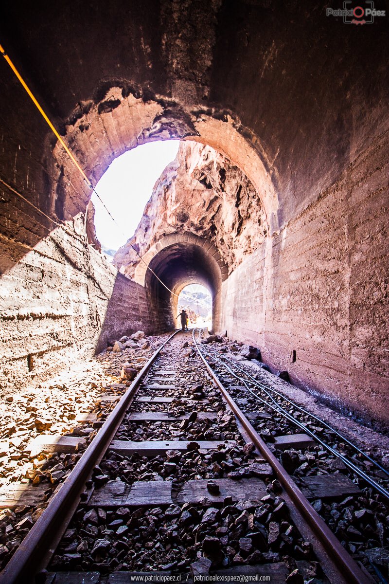 fotografoillape's tweet photo. Túnel ferroviario en Matancilla, Illapel, Choapa, Región de Coquimbo, Chile Más fotos en https://t.co/BwiQPjC8Qe Instagram: https://t.co/BwiQPjC8Qe y en Facebook: patriciopaezfotografias #illapel #tunel #tren #chile #choapa #matancilla @Sernatur @sernaturcoquimb @MeteoLaSerena https://t.co/niGNN7j7bP