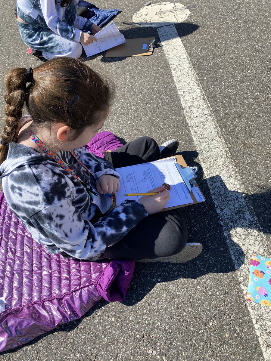 Math module assessment review in the fresh air!
<a href="/WaverlyParkElem/">Waverly Park Elementary School</a> 
#spring  #waverlywonders