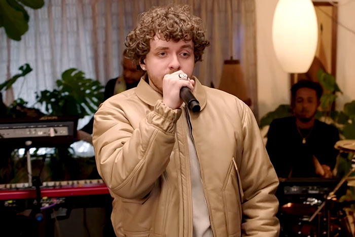 RapUp's tweet photo. Watch Jack Harlow's Tiny Desk (Home) Concert https://t.co/HRARjsDQ7O 🎤 https://t.co/Smravtk5f6