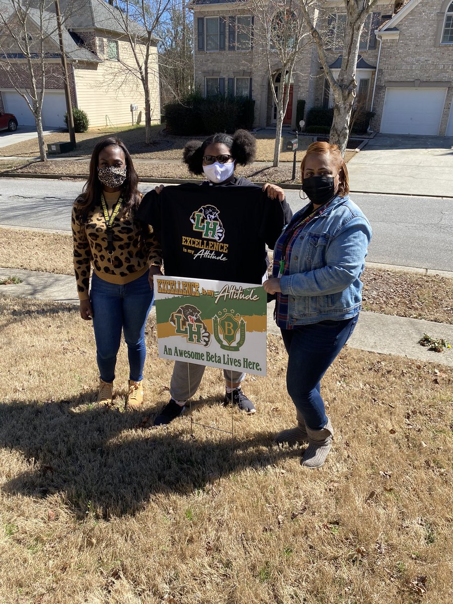 Beta is back at LHHS; You Beta believe it! <a href="/CChesterLHHS/">Charles Chester</a> @Armstrong_LHHS <a href="/stoneysclass/">Tiffany Stoney, EdS.</a> <a href="/Dare2BeHaire/">Ryan Haire</a>