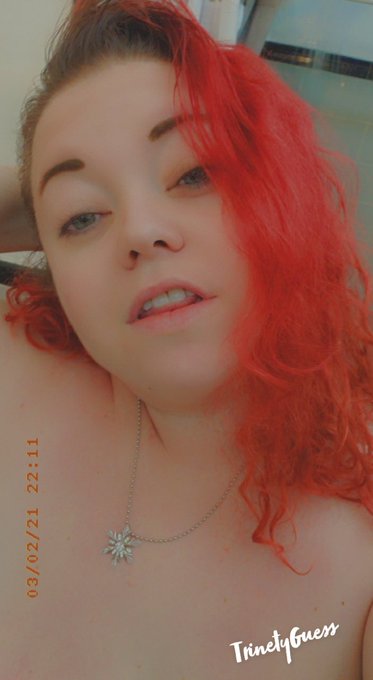 Apparently my pre-shower all natural messy look is hot 🔥 🤔 https://t.co/Zfnw8v9lqC<a href="/tag/mvsales"class="tags"><span>#mvsales</span></a>