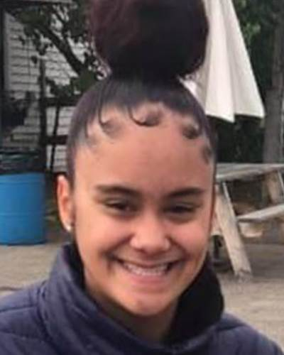 StacoS's tweet photo. Have you seen Me? 
Name: Mariekate Muniz
Age Now: 16
Missing Since: Feb 26, 2021
Sex: Female
Race: Biracial
Missing From: Holbrook, MA
Height: 5'5
Weight: 110 lbs
Pls Retweet to help find me

(NCMEC # 1414459 @MissingKids) https://t.co/wsvbVunSea