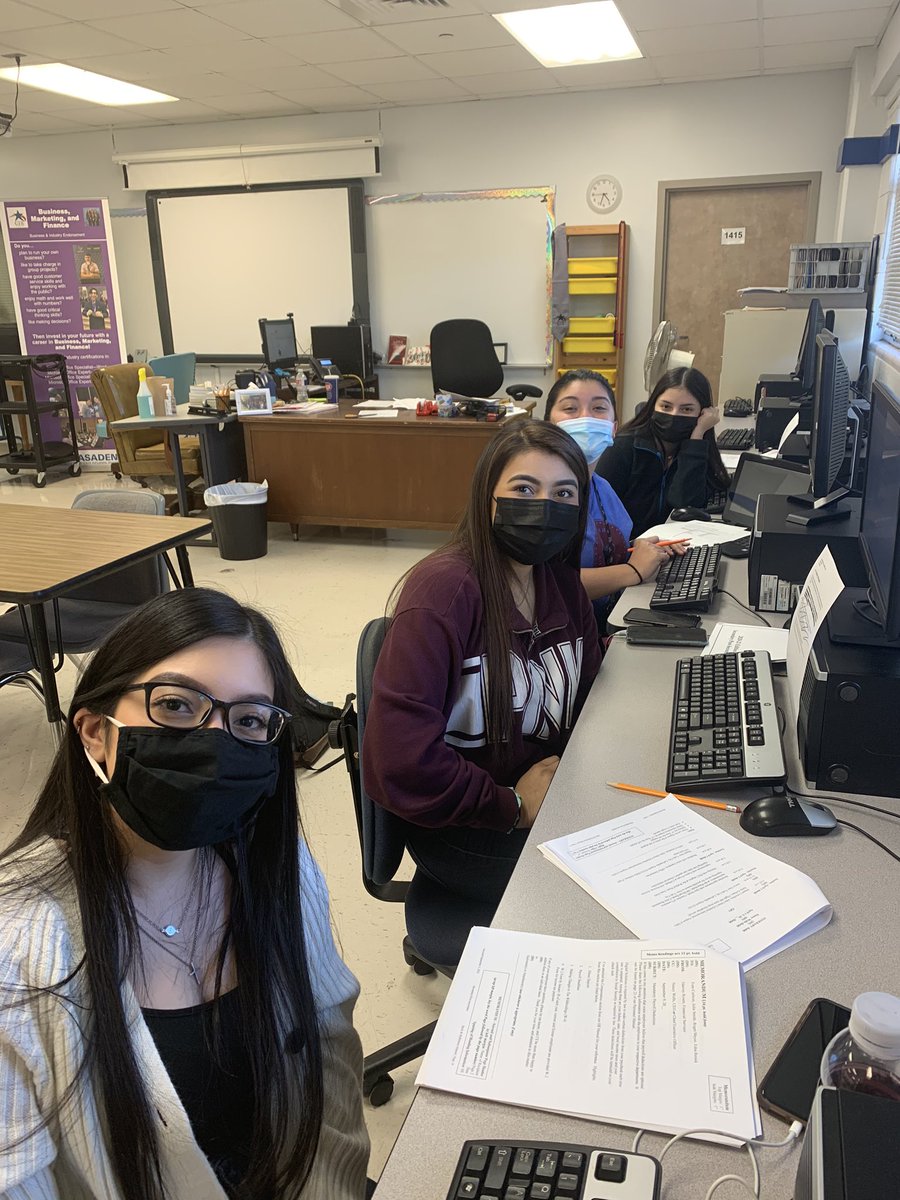 bpa_sam's tweet photo. BPA students working hard at their State competition. ❤️💙@alexiiss1503 @isaaa_z @kimberlie_garza @kimberlyy421 @socorrogutiexez @jazlyn_zamora @SamRayburn_HS @PISDCareerTech https://t.co/ifJYsgVUyy