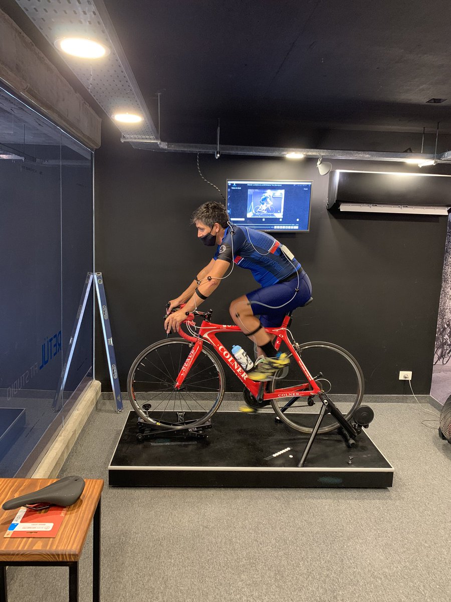 MLaGattina's tweet photo. Hoy toco #fiting en #BikePoint #Pilar No dejen de hacerse un estudio de posición cuando comiencen a andar en bici o cambian la bicicleta, asiento, calas. Les permitirá evitar lesiones y mejorar su rendimiento. 🚴🏻♂️❤️ https://t.co/NhQRbvqnMs