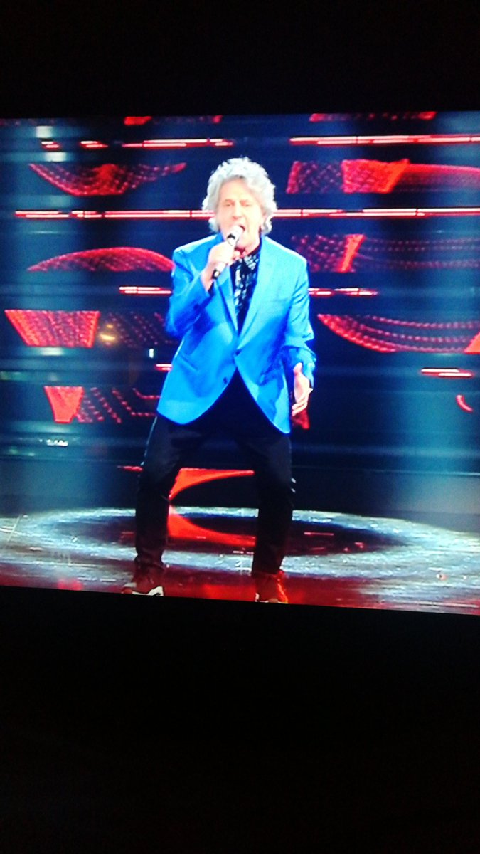 #faustoleali PFIZER MI MANCHIIIIII, faccio finta di star bene ma mi manchi #mammeasanremo #Sanremo2021