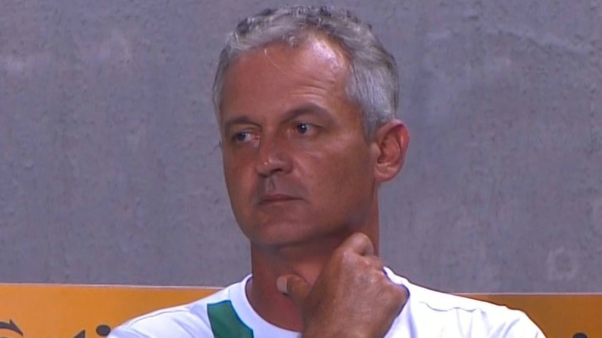 SportsCenterBR's tweet photo. "O Brasil parou! Não tem lugar nos hospitais. Tô perdendo amigos. Não é hora mais. É hora de segurar a vida. Como levar uma delegação do Sul para Manaus? Presidente Caboclo, Juninho Paulista, Tite, pelo amor de Deus, estamos apavorados."

- Lisca, ao Premiere https://t.co/3CSI9T6w8E