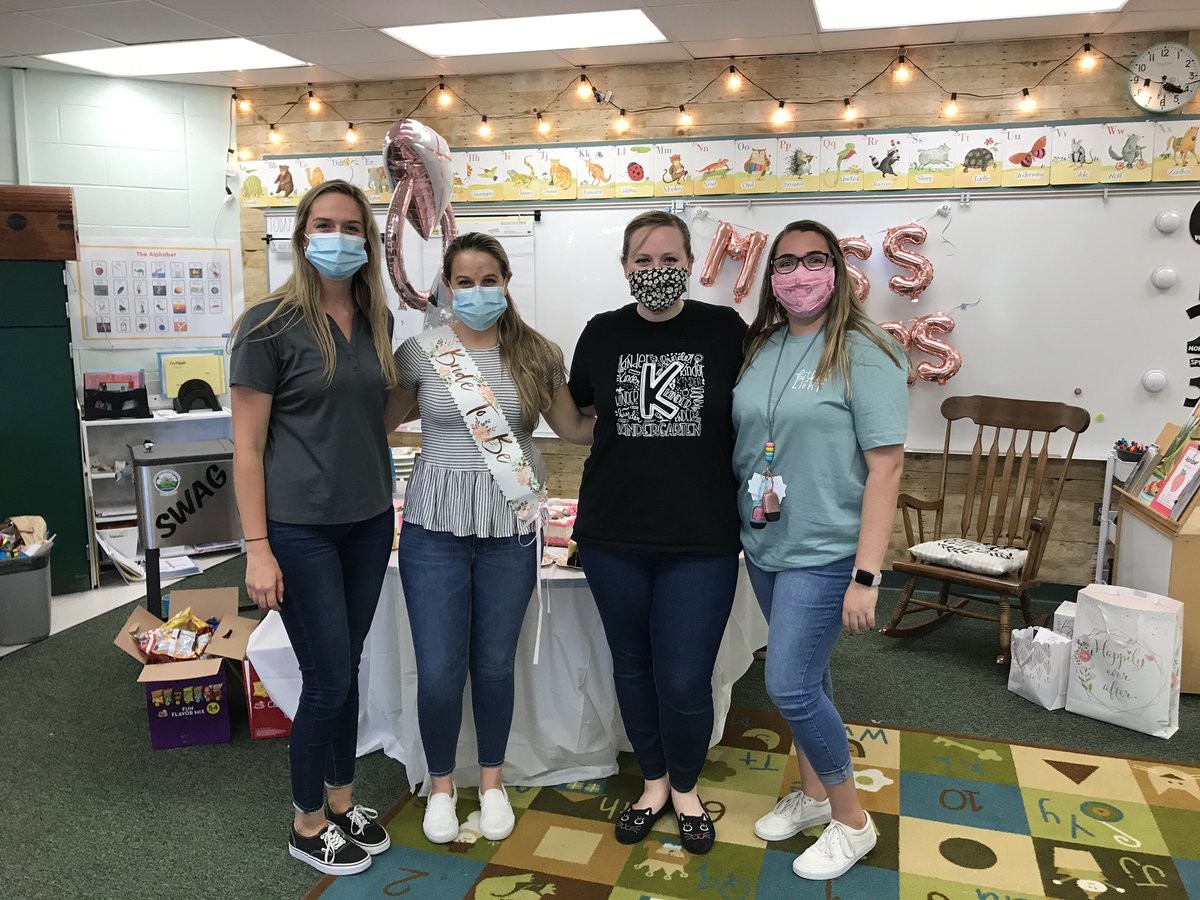 My sweet team threw me the cutest surprise bridal shower! 🥺 So thankful for them and everyone else who joined/sent gifts! 💕