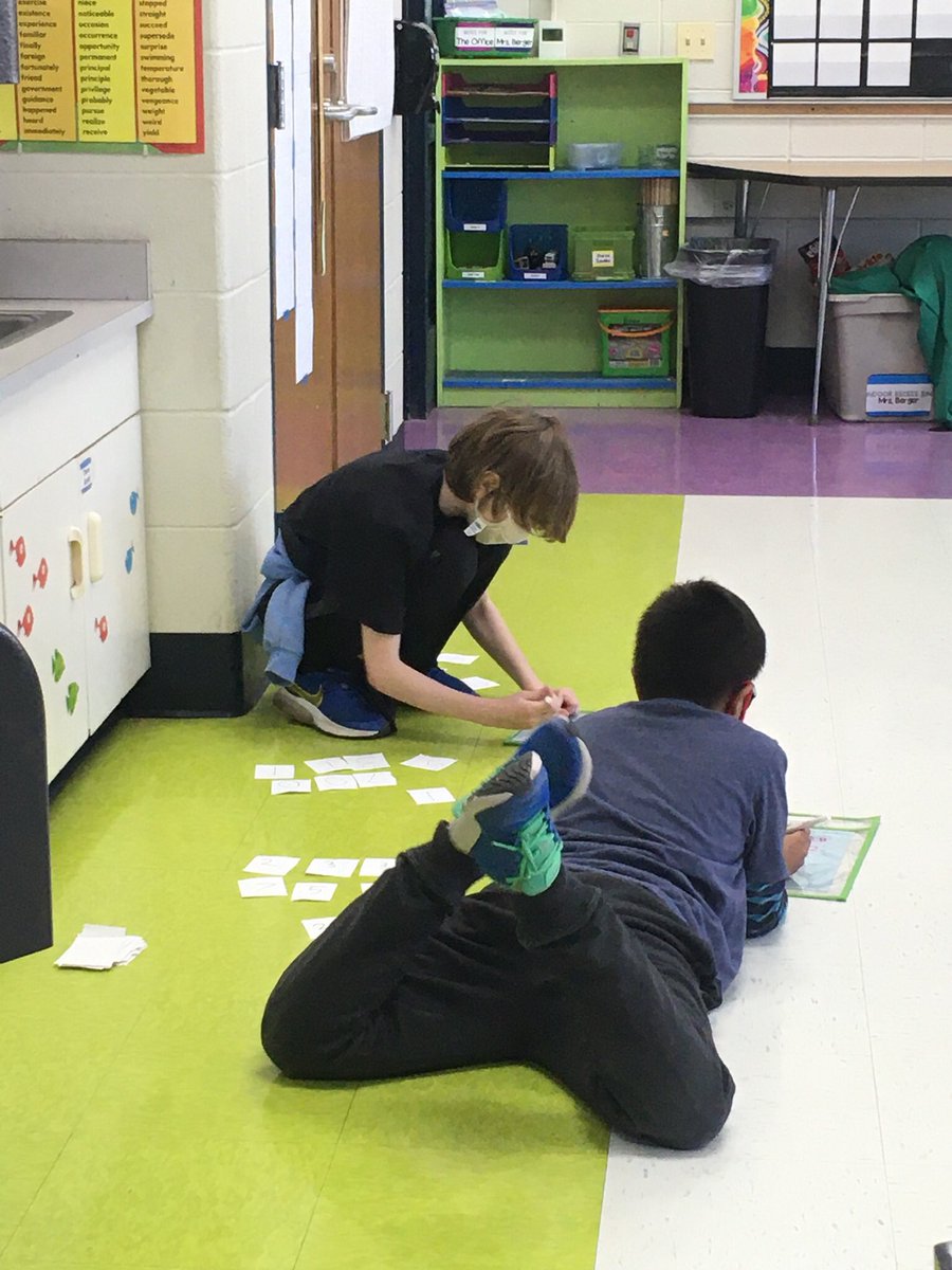mrsberger4's tweet photo. @PeeblesForest Enjoy listening to them play games again, too! https://t.co/1w0TBaAXG9