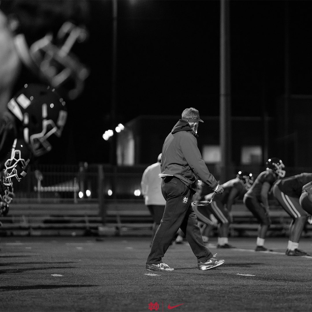 No distractions. All that matters is between the hashes. 

\|/