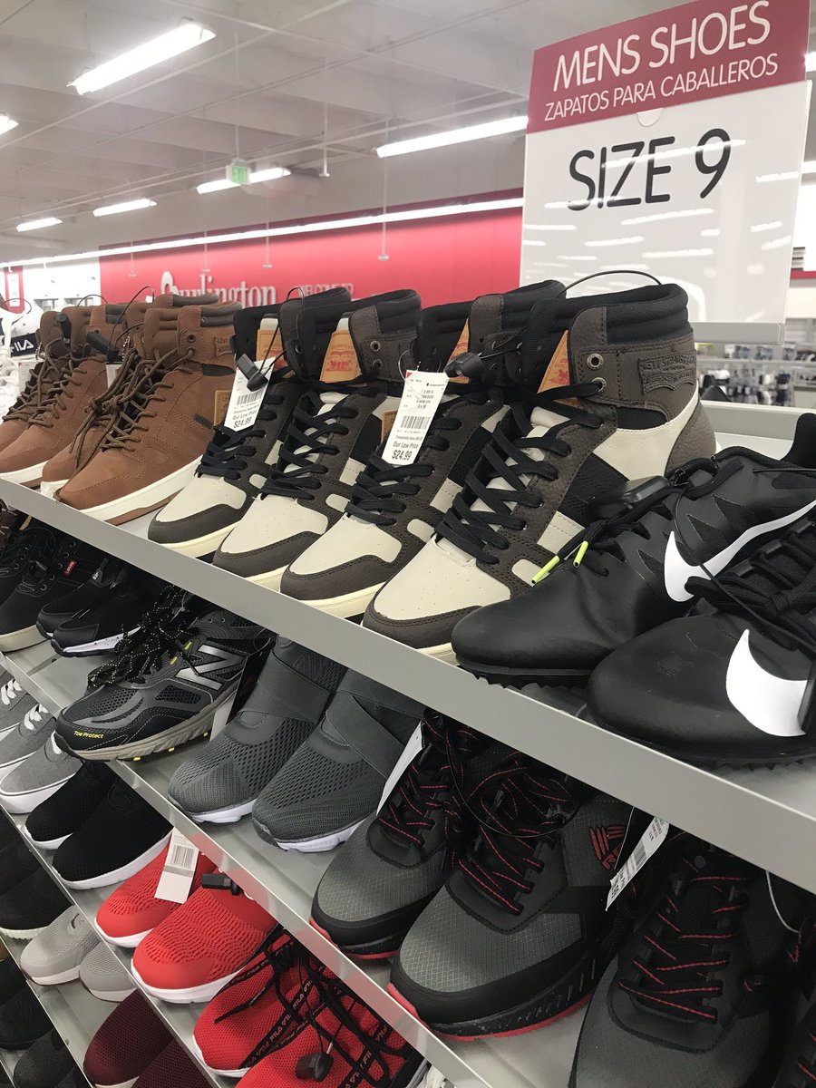 Nah, Levi’s has their own <a href="/trvisXX/">TRAVIS SCOTT</a> 1s at Burlington 😭 [📸: <a href="/A7XChris619/">Chris McFly</a>]