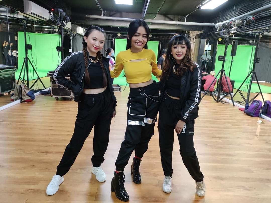 SolidVivoree02's tweet photo. 2021 Sunpiology Event with Vivoree
February 12, 2021

Dancers:
Labb Janiola @labbjaniola
Debie Rose Tiamson @debie.rose

Choreographer:
Labb Janiola @labbjaniola

#AXIS #AXISDANCE #AXIS2021 #Vivoree #Sunpiology @vivoree https://t.co/GZBdpWGhEm