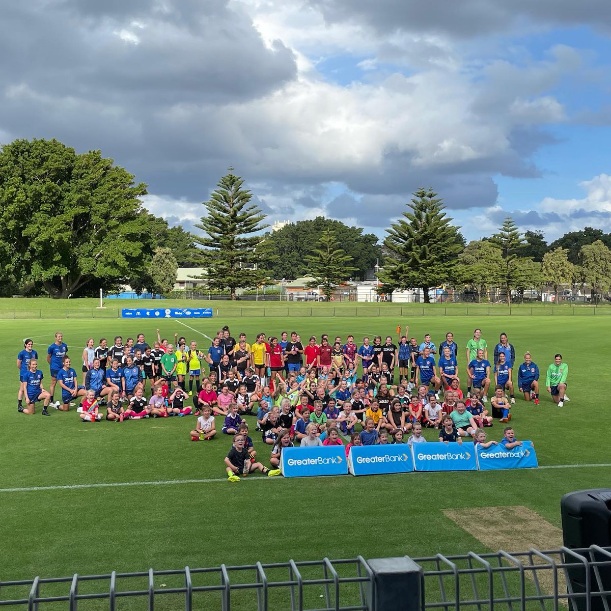 GreaterBankAU's tweet photo. Huge thanks to everyone who made yesterday's @NewcastleJetsFC @WLeague #JetsPLAY Clinic such a huge smash hit! Nothing better than having a kick around with your sporting heroes. This is why we love being The Jets' Major Community Partner. #growgreatertogether #MadeOfNewcastle https://t.co/iPseO0UyP8