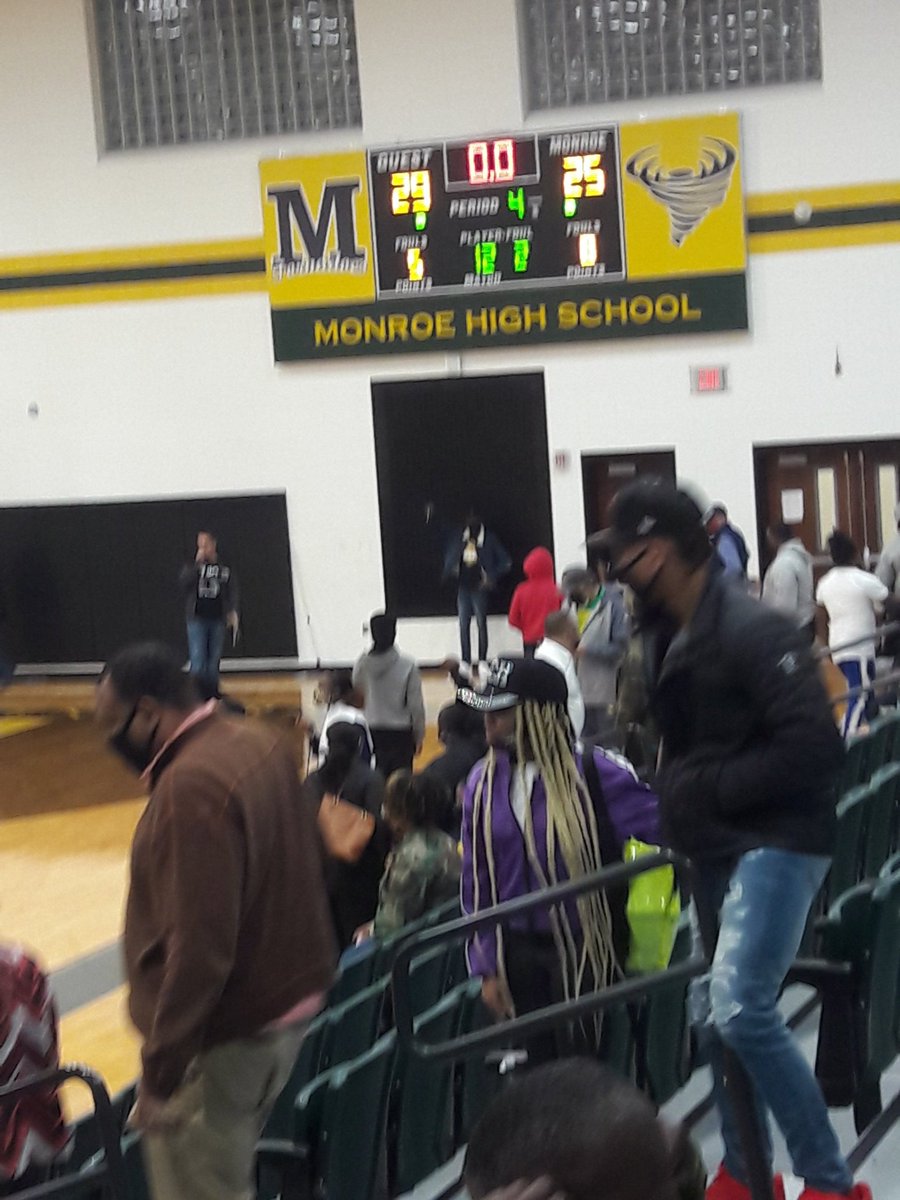 CHEERFITNESS1's tweet photo. Final Four Bound Baby!!! Let's go War hawks!!! @McDonoughHoops @McDonoughHS_AD #FINAL4LOADING https://t.co/nk9fIvOvig