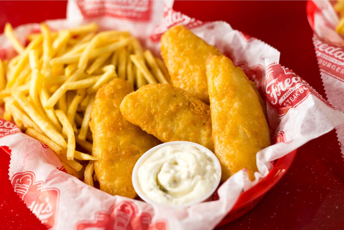 FreddysUSA's tweet photo. The Fish & Chips, or Fish Sandwich basket is still here for a limited time. Take some home today! #freddysdrivethru https://t.co/Qft3YxM4ug