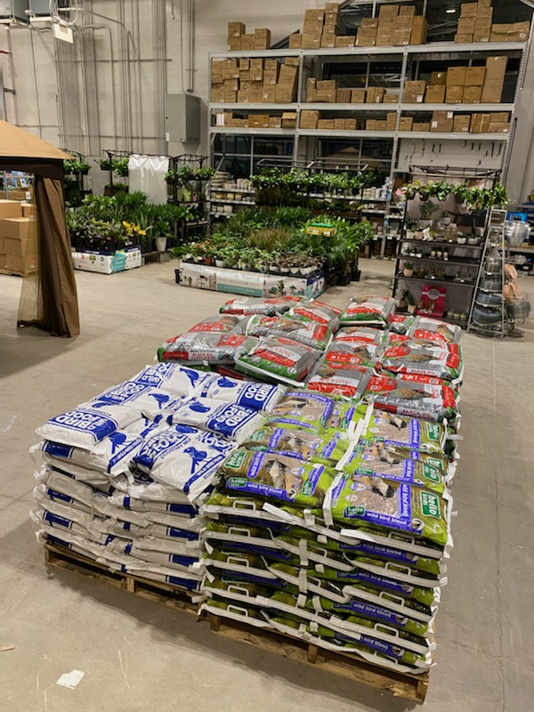 720 Feeding Nature!!!  <a href="/BlueBoxR1/">@BlueBoxR1</a> <a href="/BenitoKomadina/">Benito.Komadina@Lowes</a> @LauraG813R1