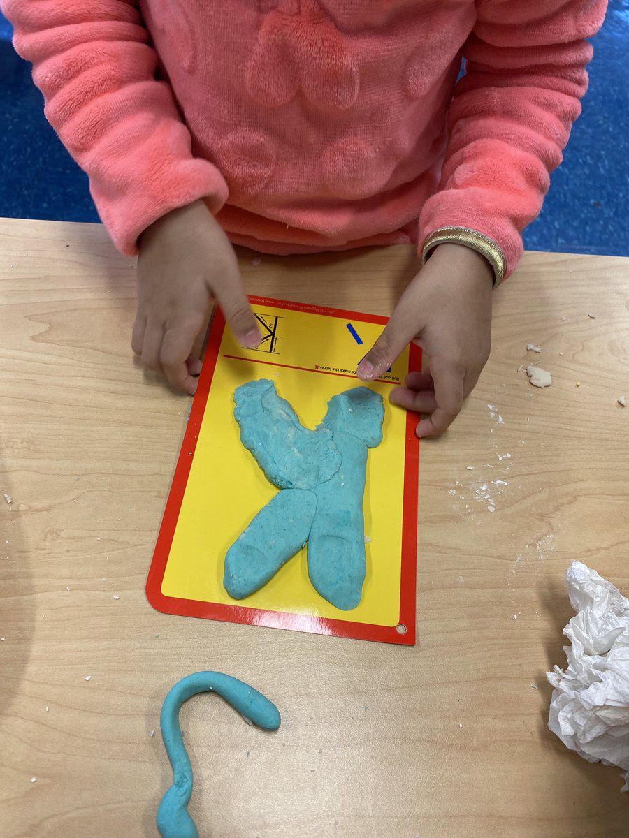 School of Authors tweet media