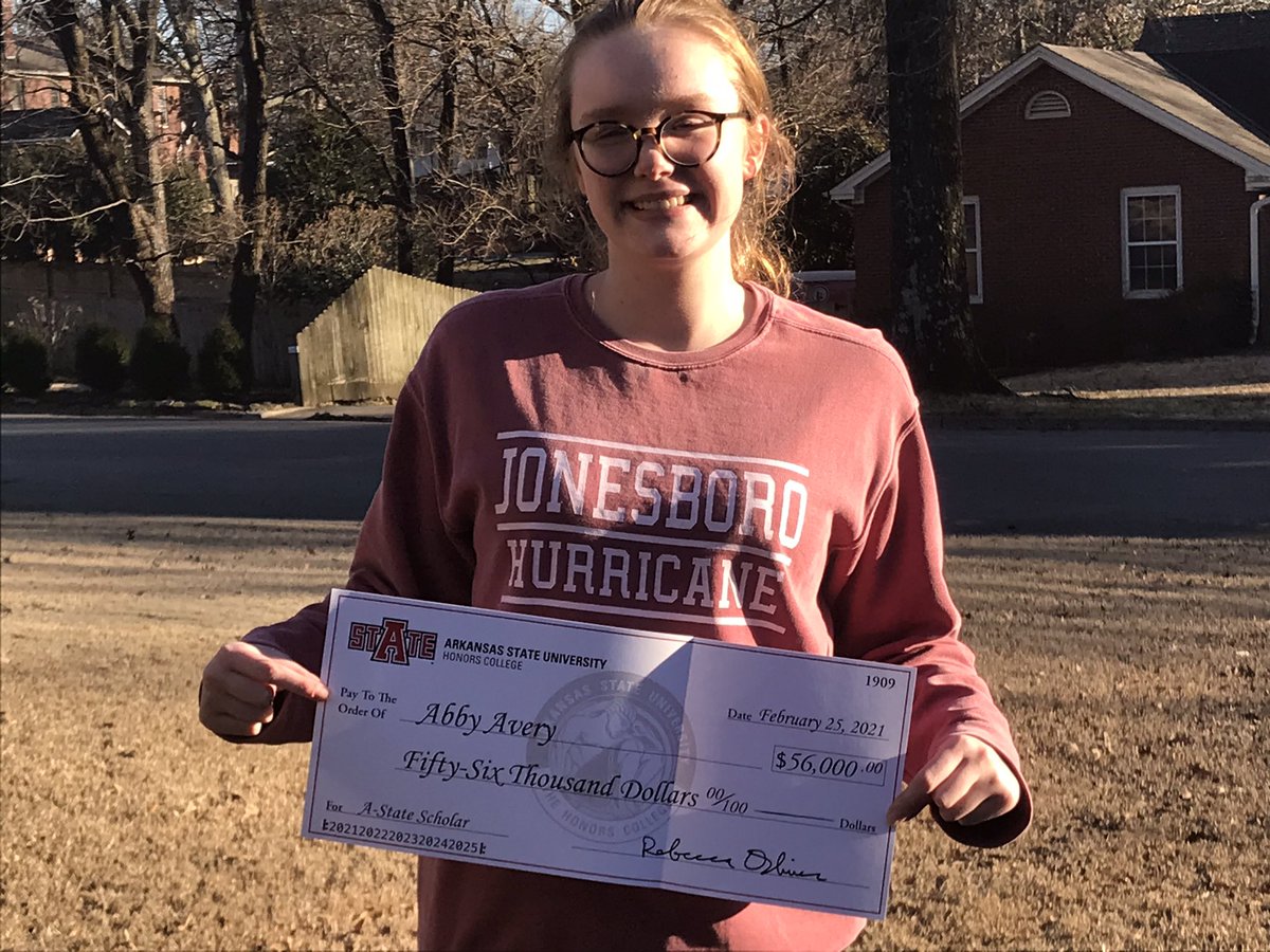 MrsBAvery's tweet photo. Are we gonna have a 3rd generation Red Wolf in the house? ❤️🐺The girl makes me so proud! A-State Scholar Recipient! #wolvesup #hardworkdoespayoff #jpshurricane https://t.co/5sDzAS1won