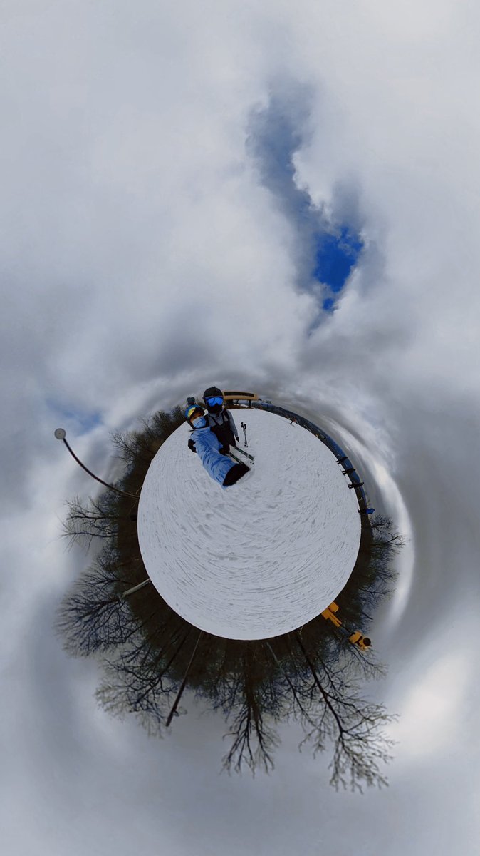 thedashstory's tweet photo. #GoProMax footages taken at @whitetailresort ⛷❄️ #SkiVlog coming out soon so stay tuned! @GoPro #360Mode #skiing #travelvlog #SnowDay https://t.co/NsbOwqh1tV