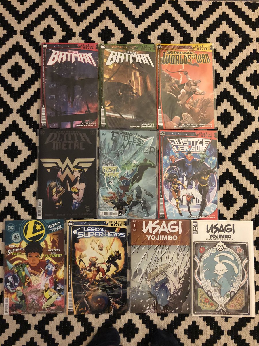 hawk80_steven's tweet photo. It’s #NewComicBookDay which reminds me I forgot to tweet the last couple of months. So here. #NextBatman #Superman #JusticeLeague #LegionOfSuperHeroes #UsagiYojimbo #BatmanCatwoman #StrangeAdventures #Rorschach #HarleyQuinn #OtherHistoryOfTheDCUniverse #JokerHarley #LastGod ... https://t.co/jq5Zj0FbNK