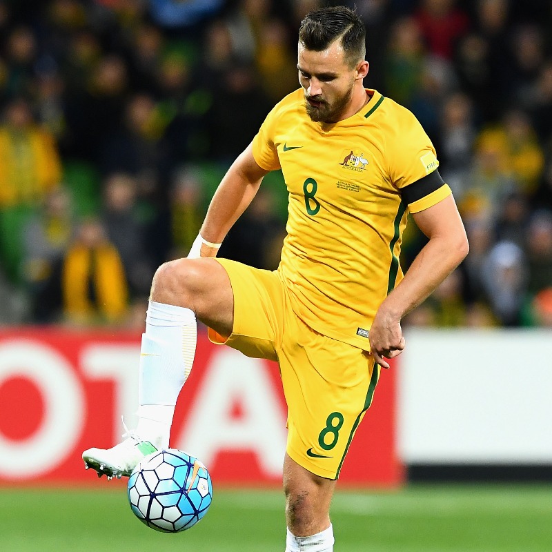 Socceroos's tweet photo. “I'm passionate about football in Australia, helping others and developing myself.” 

@BaileyWright92 is already preparing for life after football, conducting a fascinating study of @FootballAUS 📚⚽️