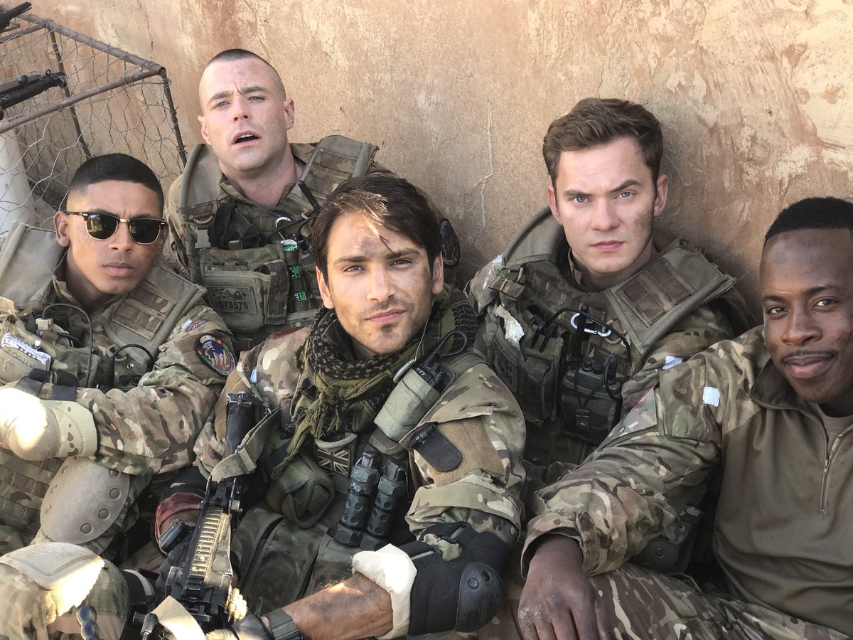 JuttaFreudig's tweet photo. #MusketeersEurope #2section and #SpecialForces #Officer Captain #ElvisHarte #BehindTheScenes #OurGirl S3 #NepalTour 2017 😍😍😍 #Monk #SeanSagar #Fingers #SeanWard #LukePasqualino #lucapasqualino #Brains #SimonLennon #Kingy #RolanBell #ThrowbackThursday https://t.co/3sAOMQlbVB