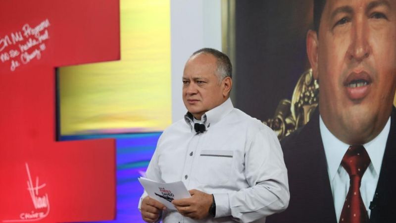 Cabello: "Quién crea que el imperio norteamericano nos va a dejar en paz está viendo otra película" mazo4f.com/237023 #ChavezAmorYPatria #ChavezAmorYPatria