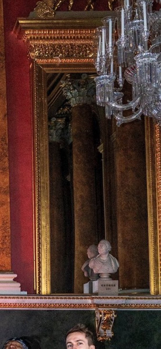 oActual- tweet media