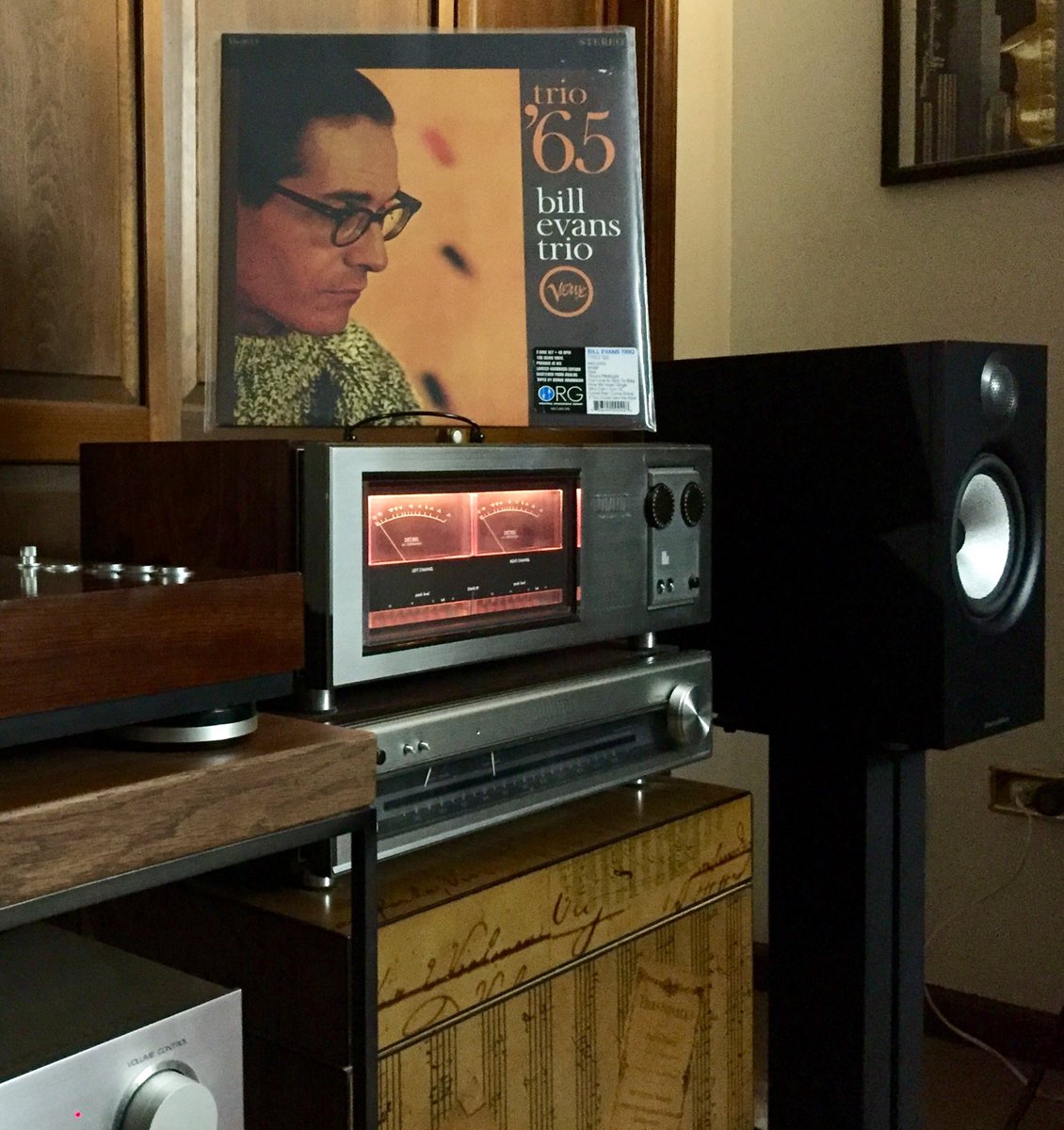 diggitydamned's tweet photo. #BillEvans - Trio ‘65. Outstanding #45rpm cut by Bernie Grundman and pressed at RTI. #jazz #hardbop #cooljazz  #hifi #hifidelity #audiophile #nowplaying #nowspinning #dustyfingers #onmyturntable #cratedigger #recordcollection #vinylcollection #hifiporn #vinylporn https://t.co/dh9EfmmWow