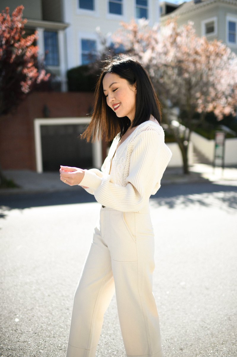 Here’s to warmer weather and that bay breeze I love so very much ❤️ #ad Spring finds at @INTERMIX from their exclusive INTERMIX collection: always on trend but in an approachable and effortless way. New post at 9to5chic.com/2021/03/croppe… #INTERMIX @shopstylecollective