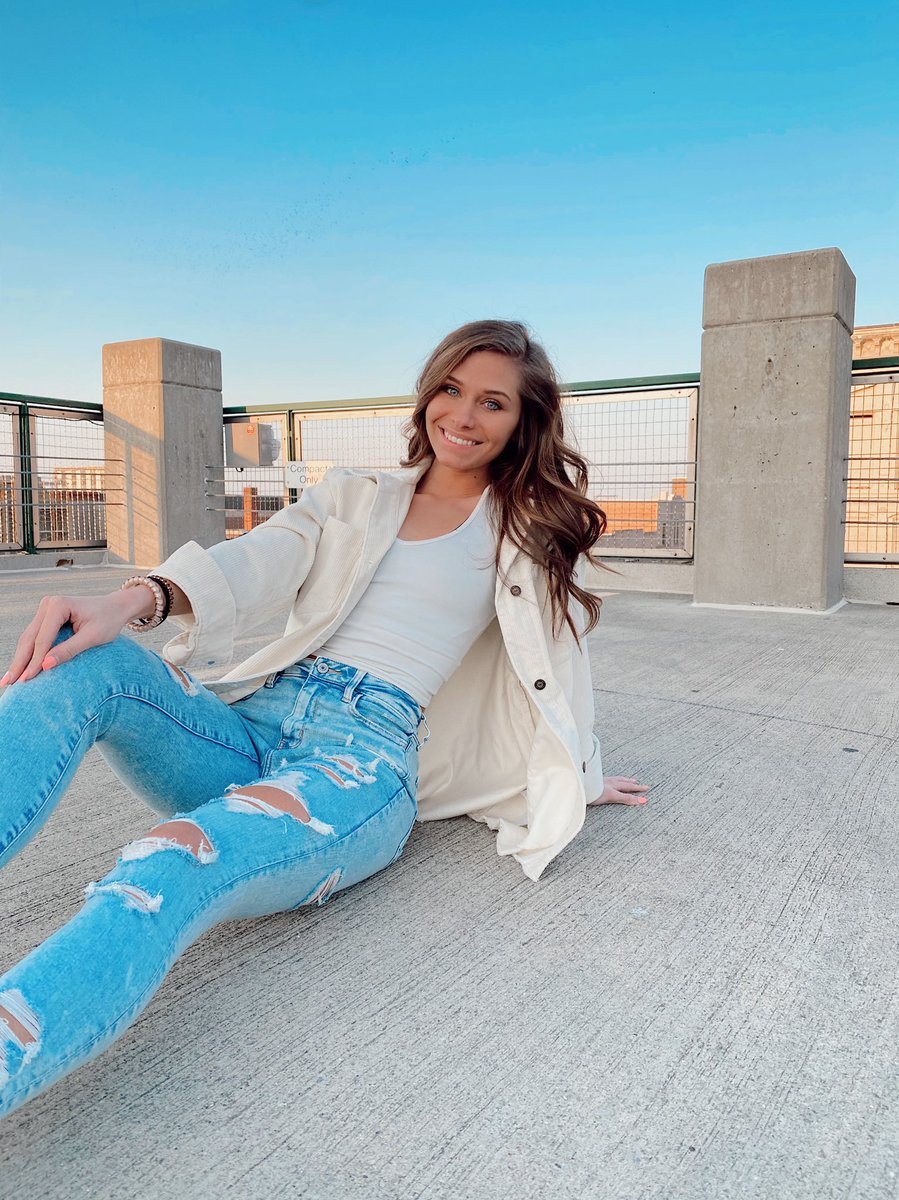 HaleighBlosser's tweet photo. #NewAvi + 3 https://t.co/AnJOenvGSz