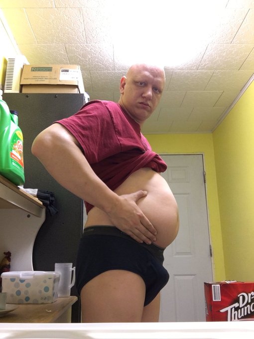 Showing off my belly #belly #grommr #Growth #fat #pig https://t.co/9YnUGZlNbH<a href="/tag/belly"class="tags">#belly</a><a href="/tag/grommr"class="tags">#grommr</a><a href="/tag/growth"class="tags">#Growth</a><a href="/tag/fat"class="tags">#fat</a><a href="/tag/pig"class="tags"><span>#pig</span></a>