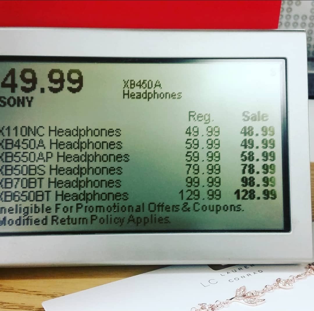SloshFox's tweet photo. The only photo I've ever taken in a Kohl's. These sales are inferior to hers. https://t.co/CcGpV3M3S3