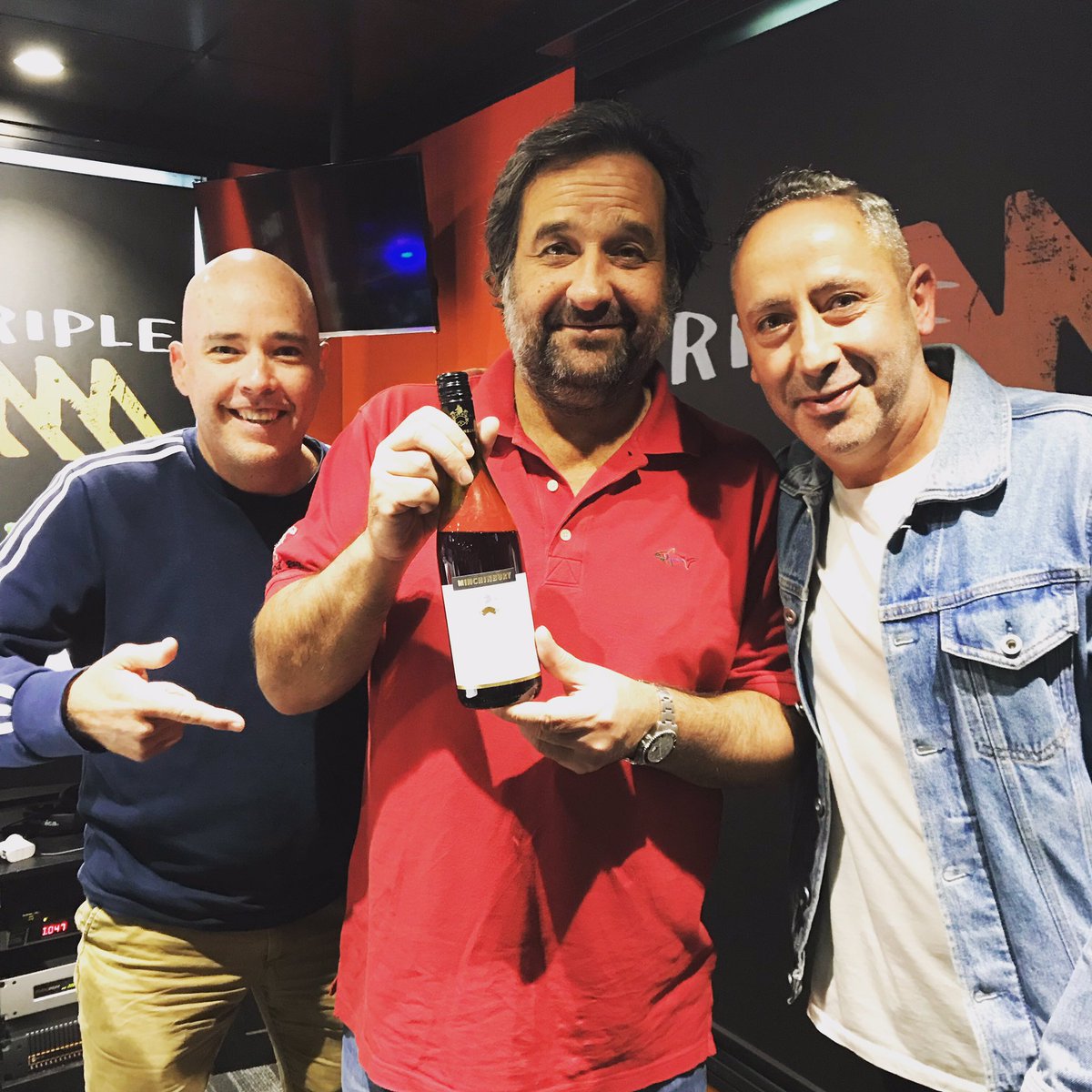 Talking all things @thewinebluffs festival shows in #Adelaide and #Melbourne on @molloyshow plus taste testing a $7.99 pinot noir from Dan’s. Will cellar it for a few years when it’ll be worth $14.99 #adelaidefringe #MelbourneComedyFestival #wine #comedy #thisisaheybossshow