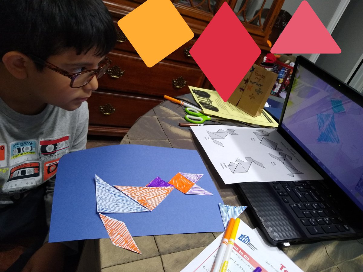 Jofertoe's tweet photo. Kids had awesome activities this evening with @cmhouston ! Thank you @fieldkarenlynn @KathleenDiFeli1 Gracie and Rosa for such fun and entertaining event! @AliefISD #onealief #patterns #guessmynumber #funevening @Alexander_AISD kid's rocks!! https://t.co/srH5IciNk8