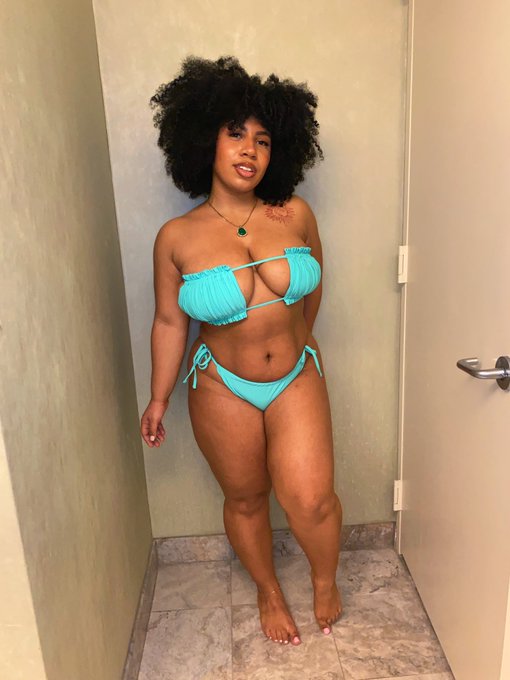 Pyt 🦋 https://t.co/q6qG2C2ohz