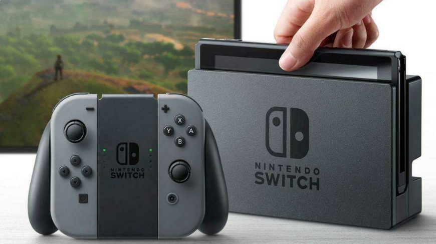 GameSpot's tweet photo. BREAKING: Later this year, Nintendo will reportedly reveal a new version of its Switch, featuring a bigger Samsung OLED display and 4K output when docked. https://t.co/K8fcvX5K30 https://t.co/KOk4DjBgKz