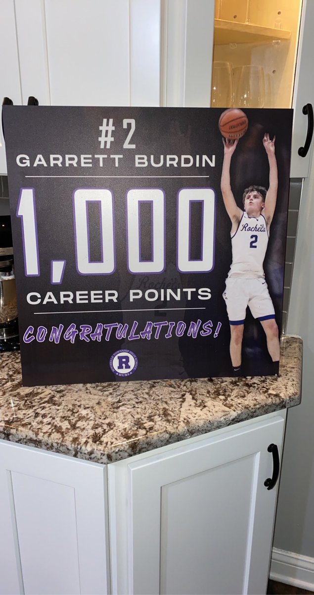 Garrett_Burdin2's tweet photo. It has always been a dream of mine to score a 1000 points and tonight my dreams became true thank you to everyone who has made this possible over my time at Rochelle🤍 Hub for life!! @RTHS_hoops @mikeweinstein55 @rickcarter23 https://t.co/GG2Wv22OfO