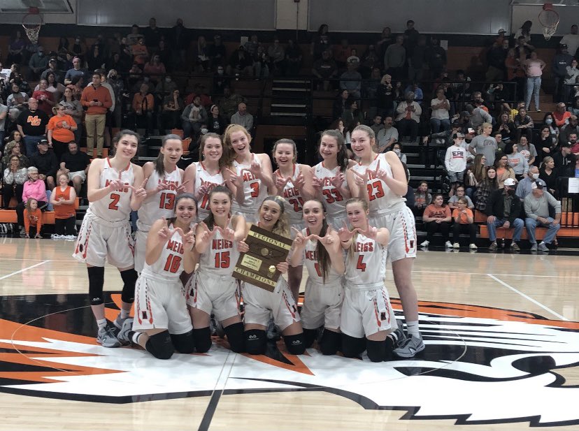 Saturday night....

#ShutDownDecatur 

Substate at home, and we need you here! Let’s rock this place out! 

#REGIONCHAMPS #Back2Back 

🏀🐅 #LadyTigerHoops
