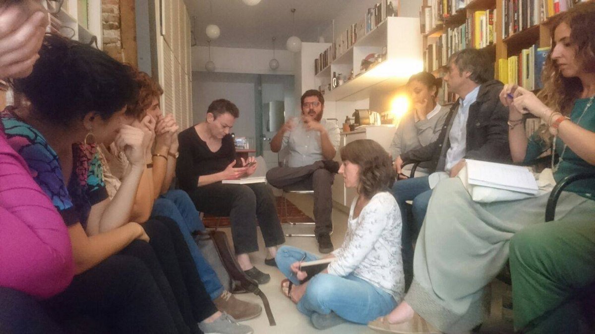 Conrado Romo (@conco02) on Twitter photo Y pues ahí me quedó claro que la clave está en los procesos, las redes, y eso es lo que creo que caracteriza el proyecto de <a href="/MedialabPrado/">Medialab Prado</a>, su capacidad para demostrar que otra forma de abordar lo público es posible, y que innovar desde y con las comunidades es posible. Y pues ahí me quedó claro que la clave está en los procesos, las redes, y eso es lo que creo que caracteriza el proyecto de <a href="/MedialabPrado/">Medialab Prado</a>, su capacidad para demostrar que otra forma de abordar lo público es posible, y que innovar desde y con las comunidades es posible.