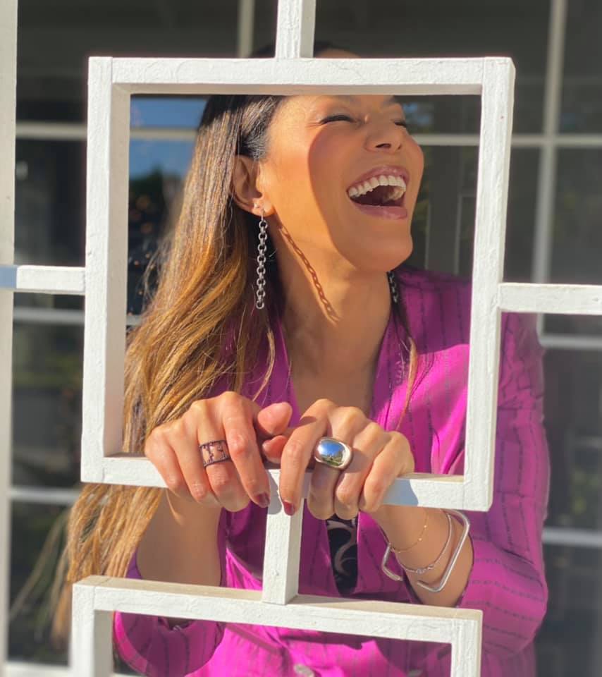 MFanfactor's tweet photo. 🐞#YourMerleDandridgeFanFix 💓😊#MerleDanrdigeFanFactor ❤️😇👏#TeamOurGirlMerleDandridge💜🤗 #MerleDandridge 😊🙌🏼💜 💙 #MerleWeek 🥳🧡 #MerleFanFaktor https://t.co/o5w0td95DQ