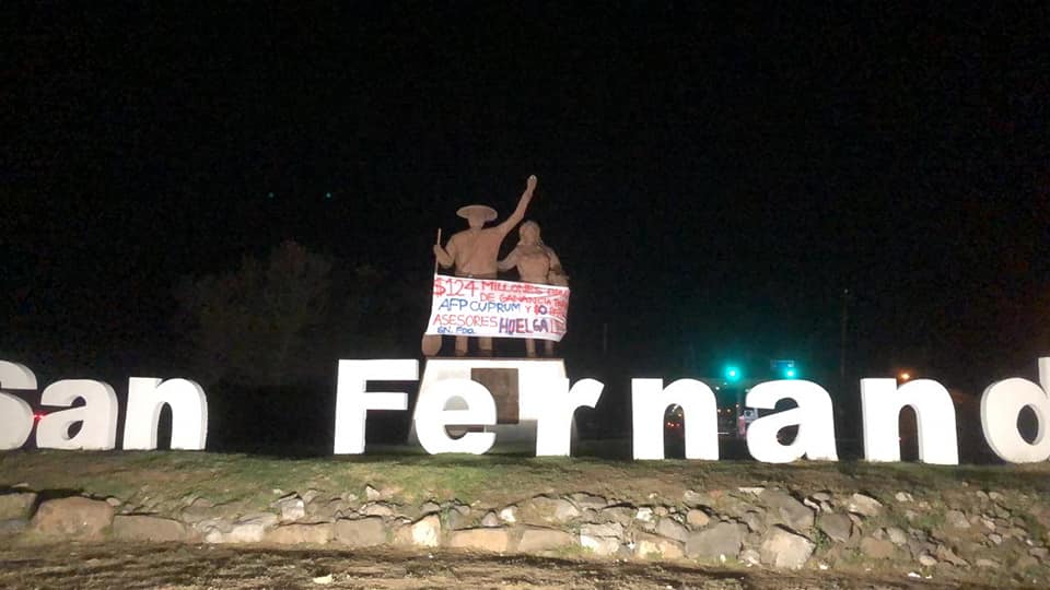 SCuprum's tweet photo. Bienvenidos a SAN FERNANDO!!
✊✊✊✊✊

@CuprumAFP @principal 

#cuprumAFP #HuelgaCuprumAFP #sanfernando #El6% https://t.co/rcepbsv4oI